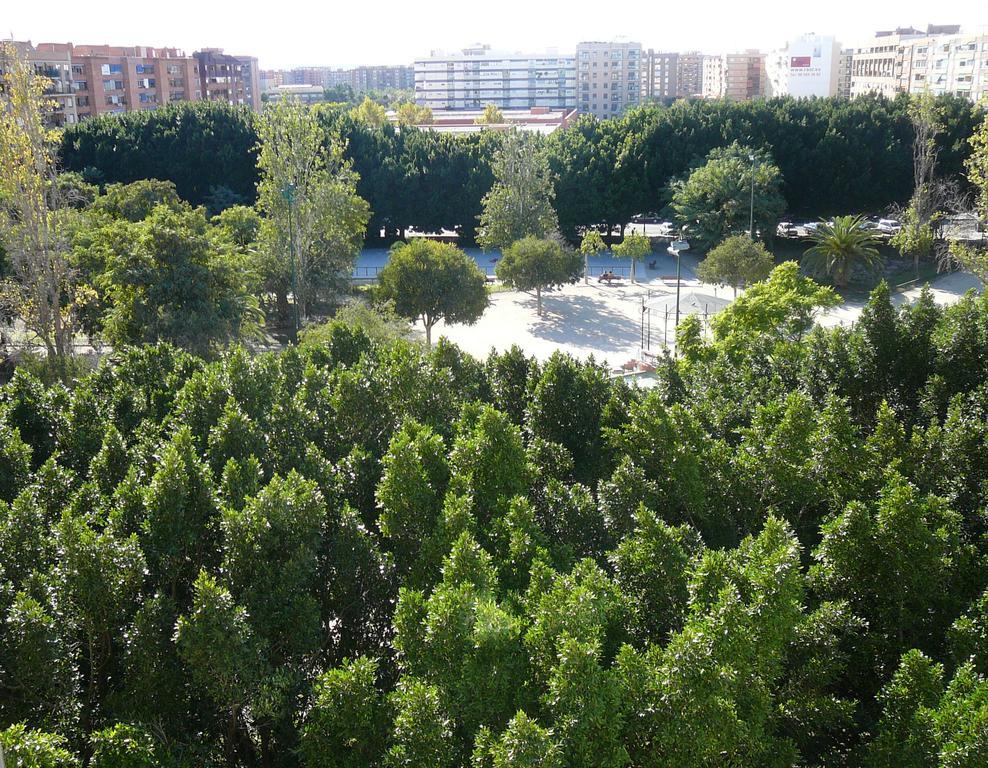 Apartment Monfort Valencia Buitenkant foto